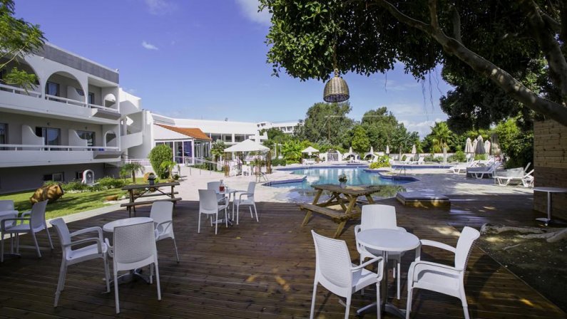 Happy Days Hotel