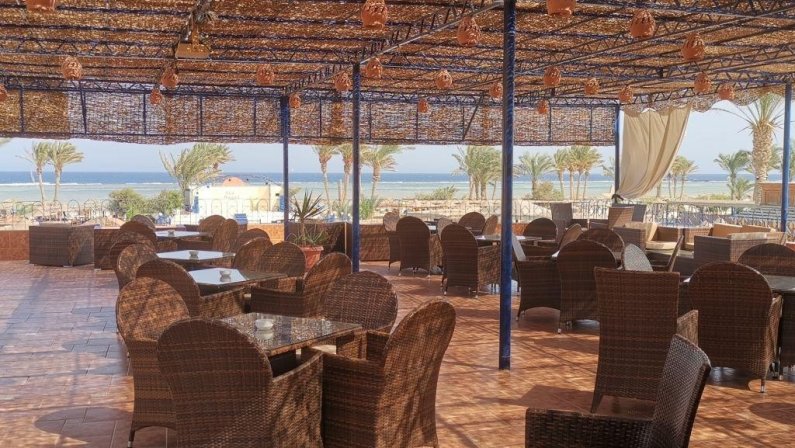 PROTELS CRYSTAL BEACH RESORT