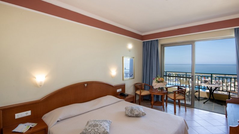 Hotel Hydramis Palace Beach Resort