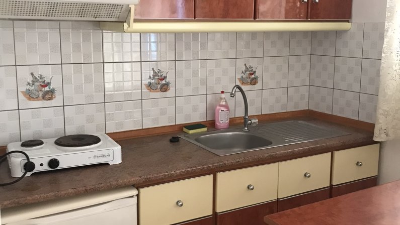 Koula apartmanház