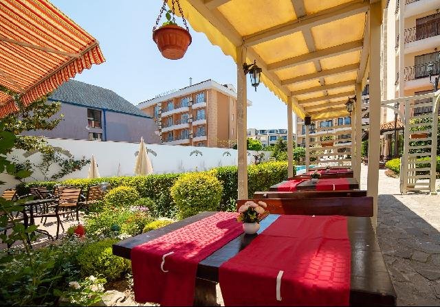 Aparthotel Rose Village ÖE
