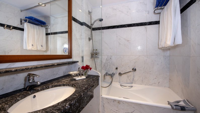 Hotel Hydramis Palace Beach Resort