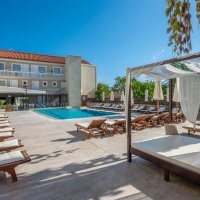 Natalie Hotel