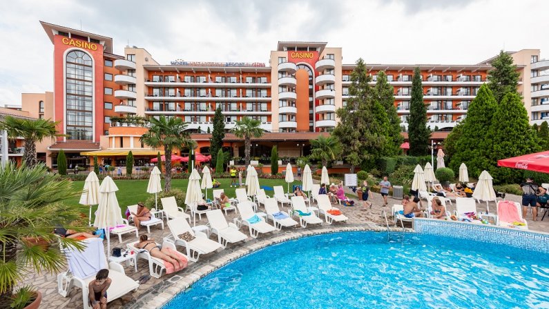 Hotel Hrizantema