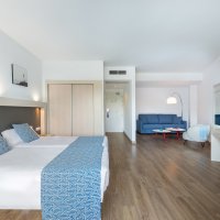 Vibra Beverly Playa Hotel