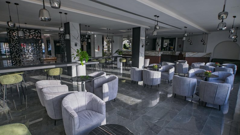 ONE RESORT PREMIUM