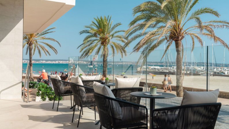 Hotel Las Arenas