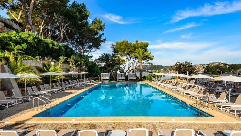 Vibra Beverly Playa Hotel