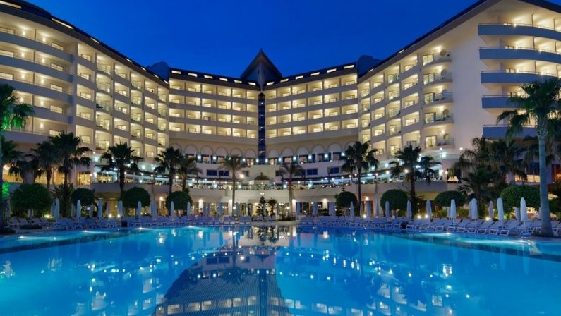 SAPHIR RESORT & SPA 