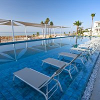 ONE RESORT PREMIUM