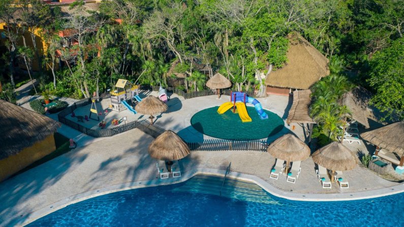 Iberostar  Waves Tucan Hotel