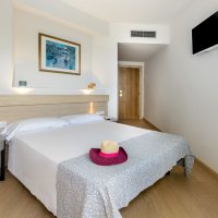 Vibra Beverly Playa Hotel