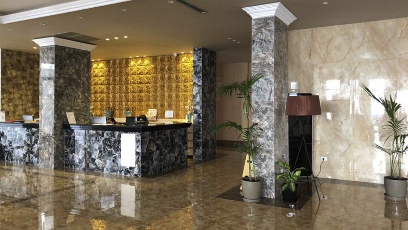 Hotel Grand Blue Fafa