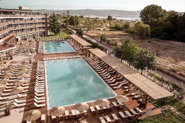 Sunny Beach Club 