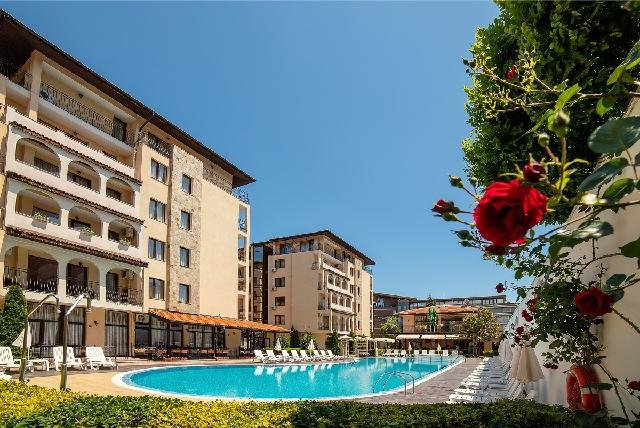 Aparthotel Rose Village ÖE