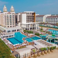 HOTEL JADORE DELUXE