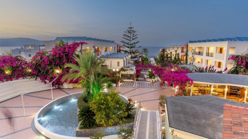 Hotel Hydramis Palace Beach Resort