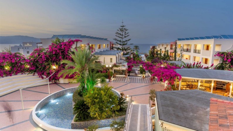 Hotel Hydramis Palace Beach Resort