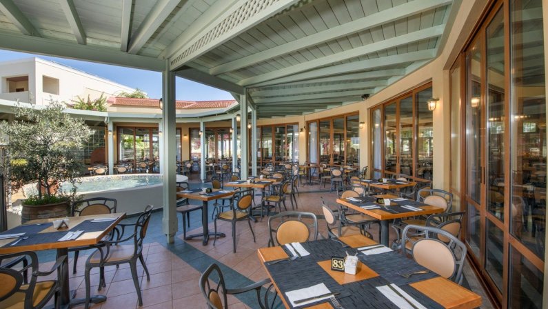 Hotel Hydramis Palace Beach Resort