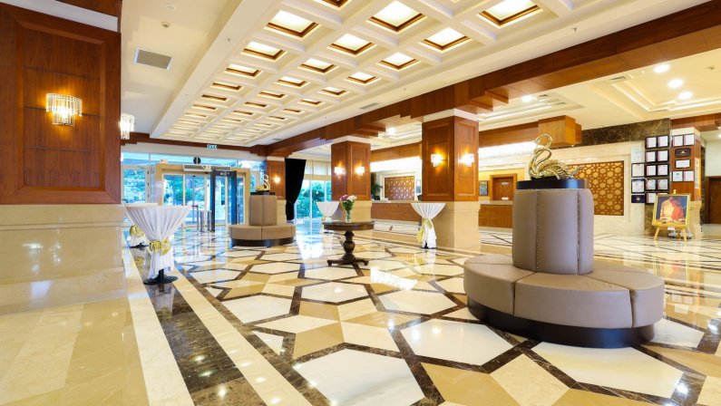 Crystal De Luxe Resort and Spa
