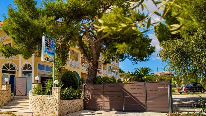 Sunflower Apartments & Studios Zakynthos