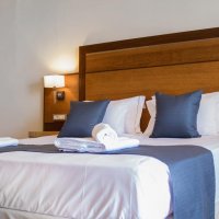 Manousos City Hotel