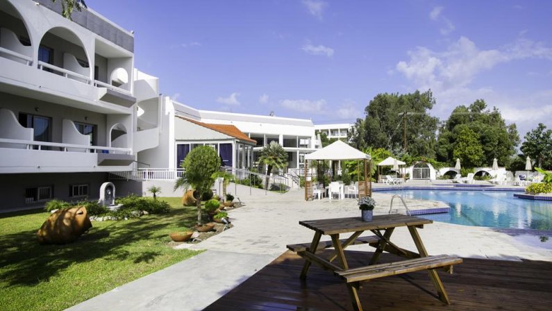 Happy Days Hotel