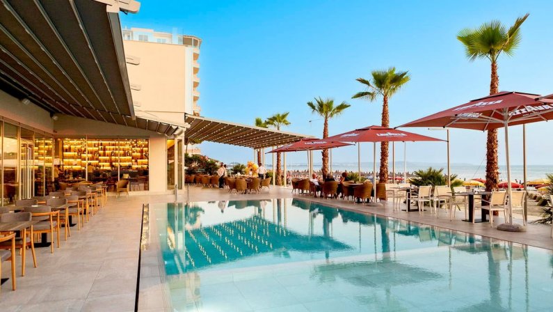 Hotel AMR