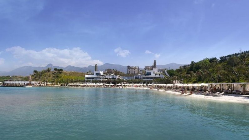 CRATOS PREMIUM HOTEL
