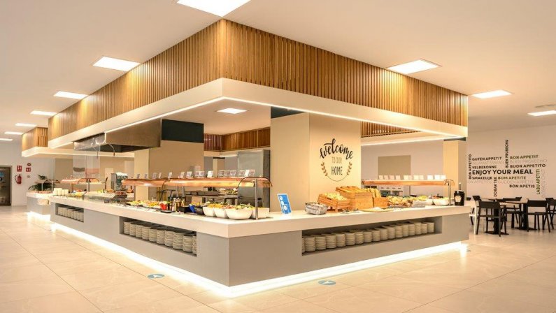 Vibra Beverly Playa Hotel