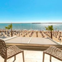 Hotel AMR