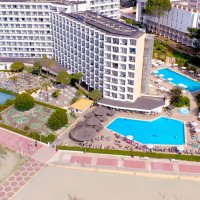 VIBRA BEVERLY PLAYA HOTEL