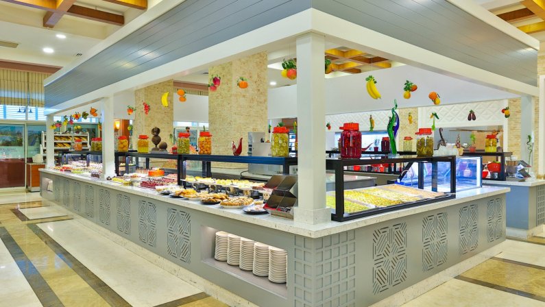 Crystal De Luxe Resort and Spa