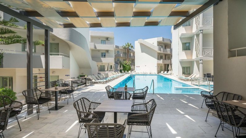 Summer Beach hotel