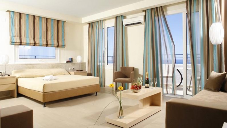 Glaros Beach Hotel