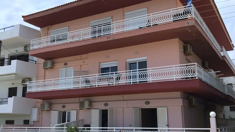 Anestis Apartmanház