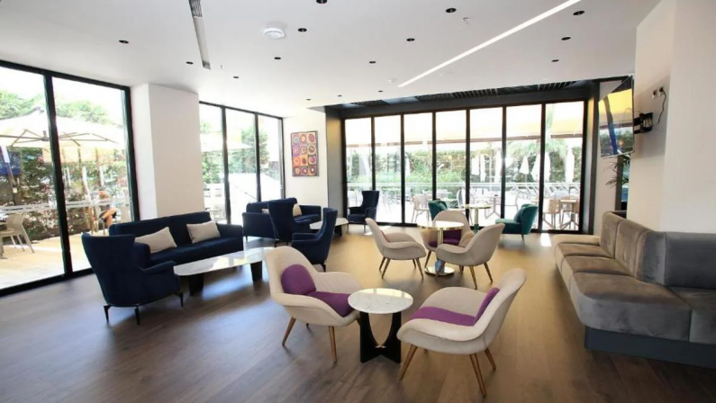 Durres Bay Hotel