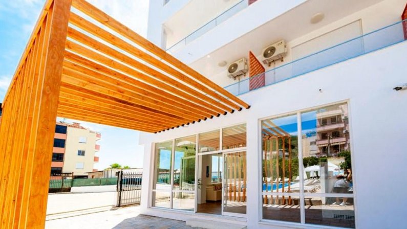 Hotel Besani