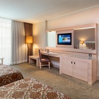 Miracle Resort