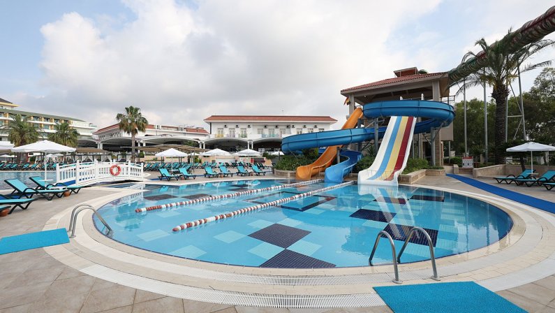 Crystal Paraiso Verde Resort and Spa