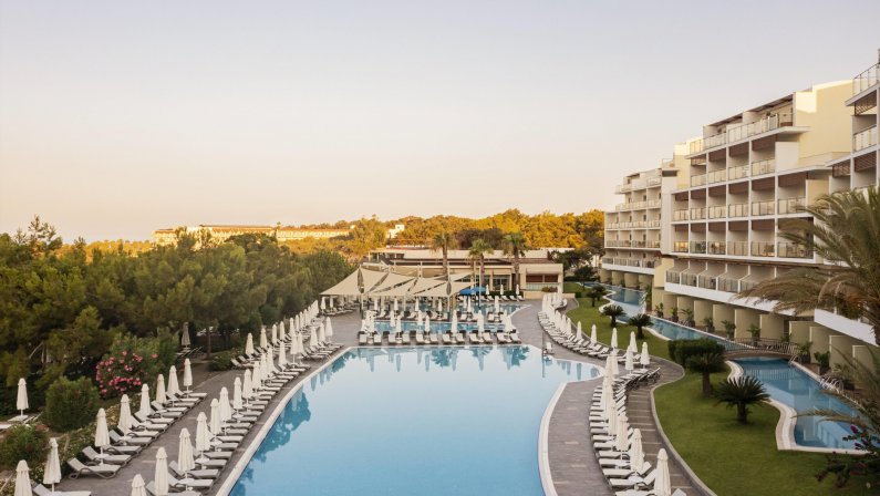 AKRA SORGUN TUI BLUE SENSATORI