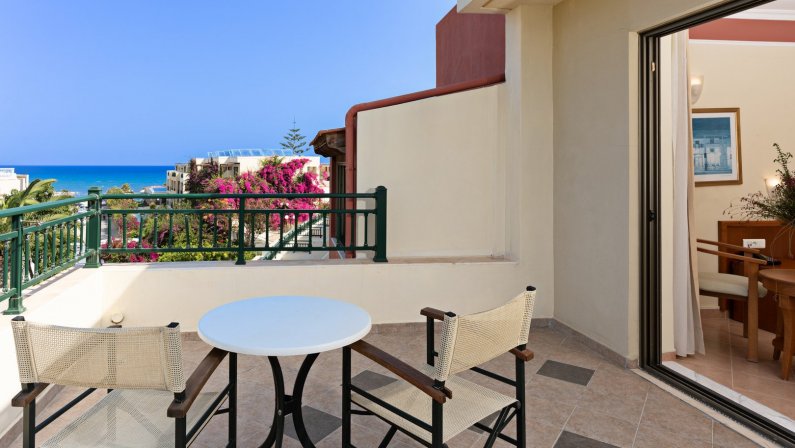 Hotel Hydramis Palace Beach Resort
