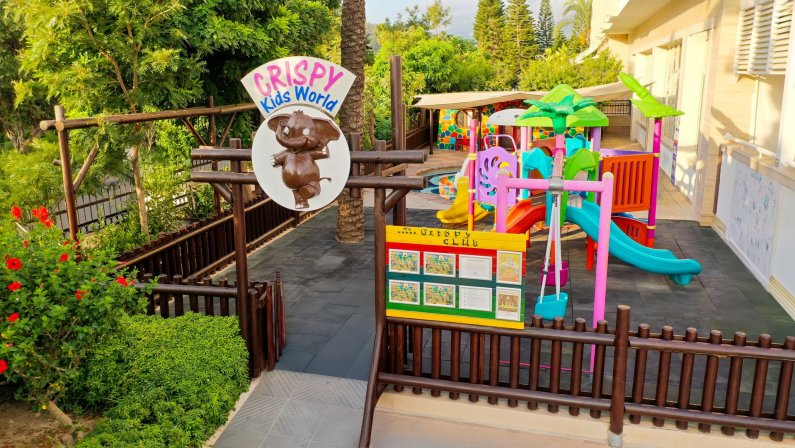 Crystal De Luxe Resort and Spa