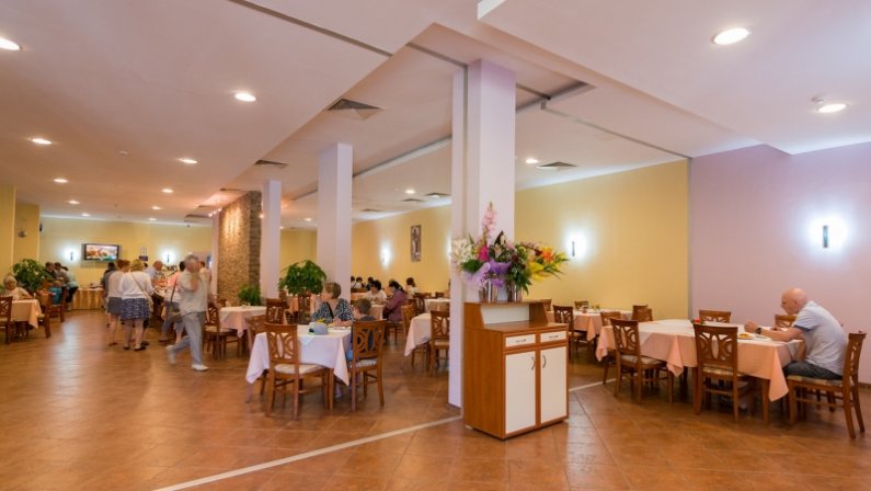 Ivana Palace