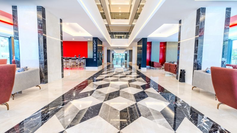 GRANADA LUXURY RED 