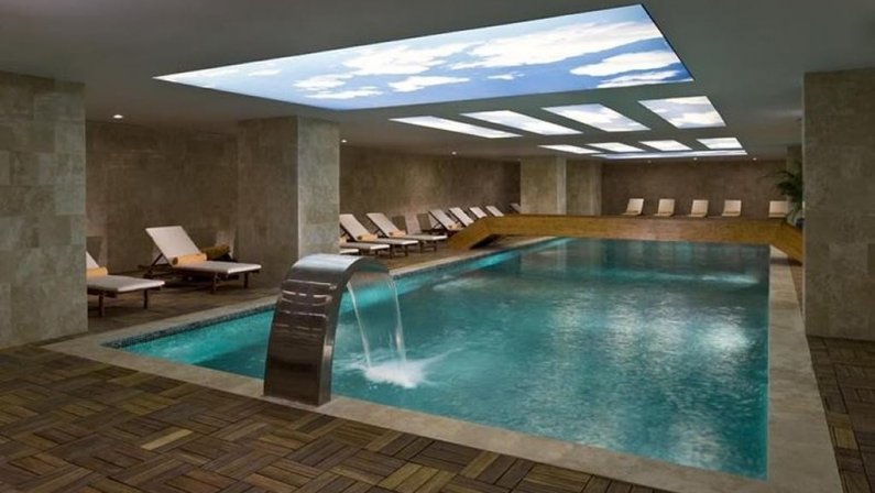 CRATOS PREMIUM HOTEL