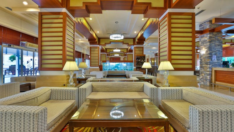 Crystal De Luxe Resort and Spa