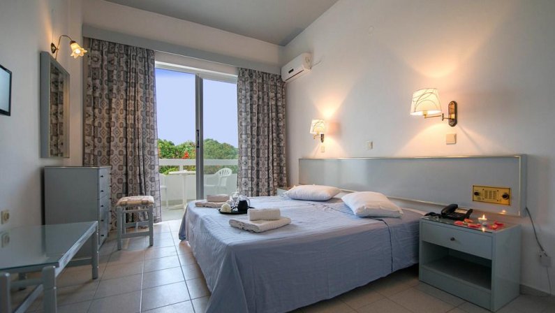 Happy Days Hotel