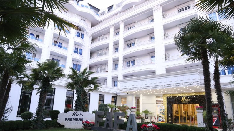 Hotel Grand Blue Fafa